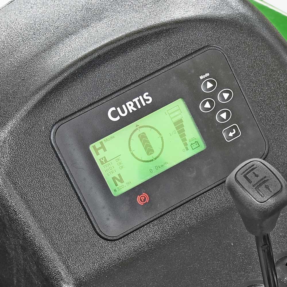 Instrument can display the steering angle and direction Synchronously